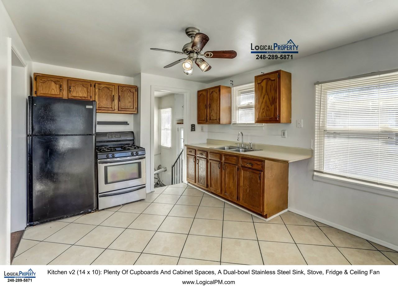 23328 Battelle Ave - Photo 3 of 14