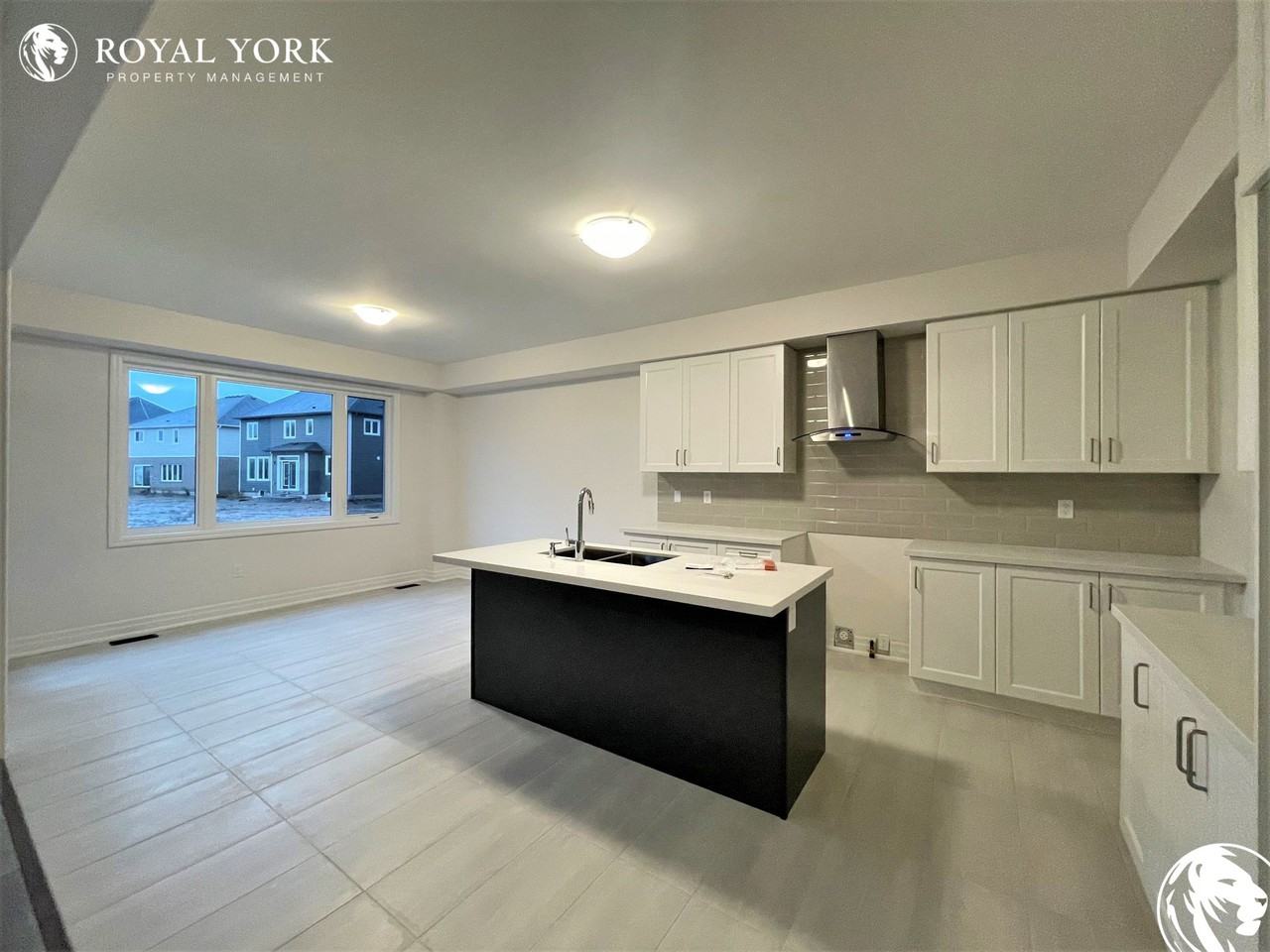 9221 9221 Griffon Street - Photo 2 of 41