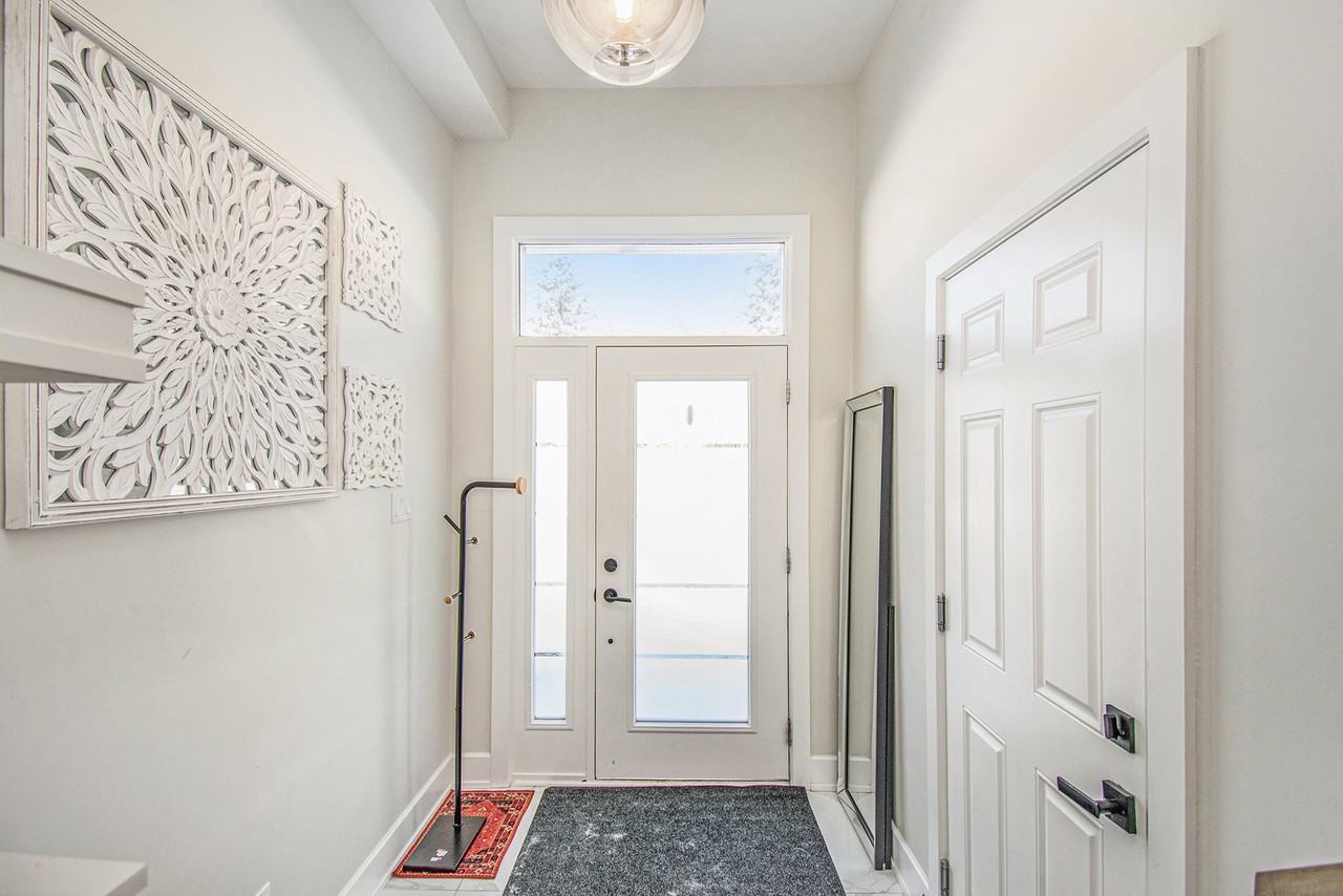 330 Dovercourt Avenue - Photo 2 of 25