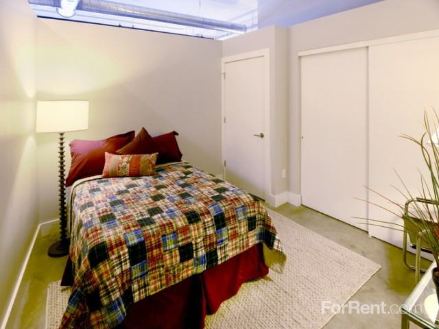 Laclede Lofts - Photo 2 of 12