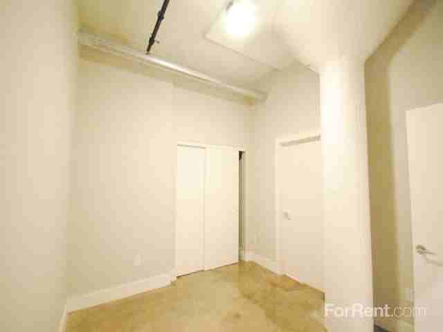 Laclede Lofts - Photo 3 of 12