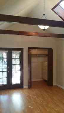 39 Bayview Ave - Photo 2 of 6