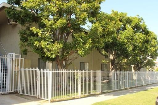 11133 Cumpston St #01 - Photo 2 of 5