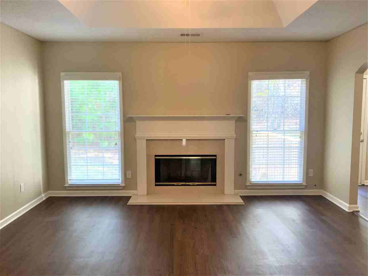 925 Evian Dr Nw - Photo 2 of 17