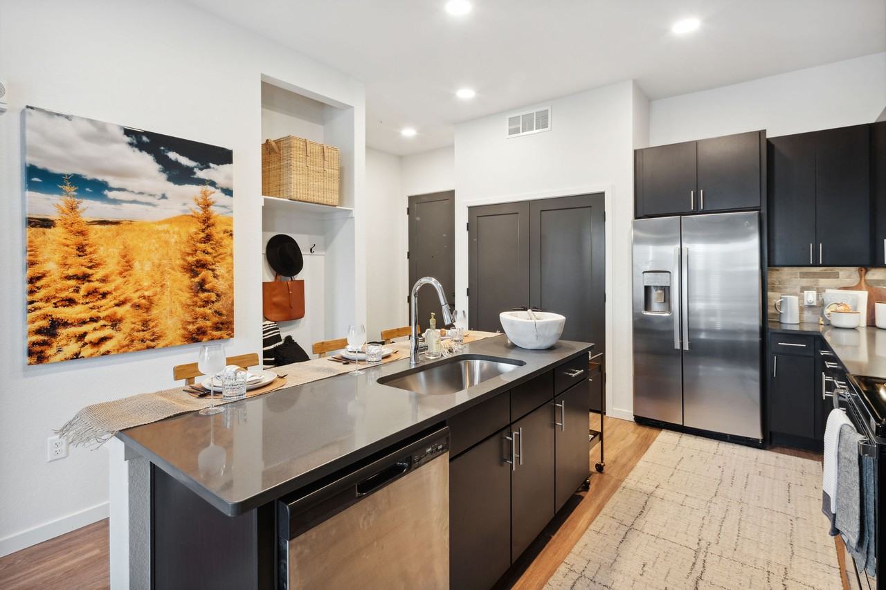 Bridges at Flatiron - Photo 6 of 48