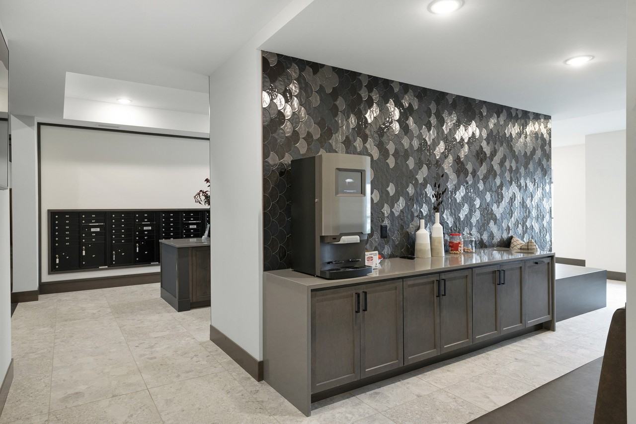 Risor of Apple Valley - Photo 6 of 35