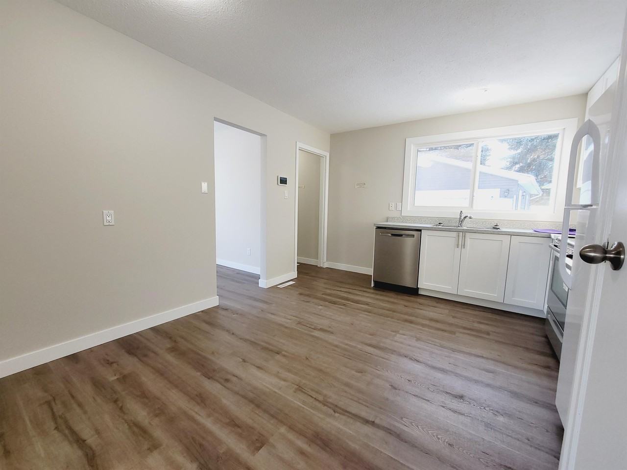 14612 62 St Nw #1 - Photo 7 of 18