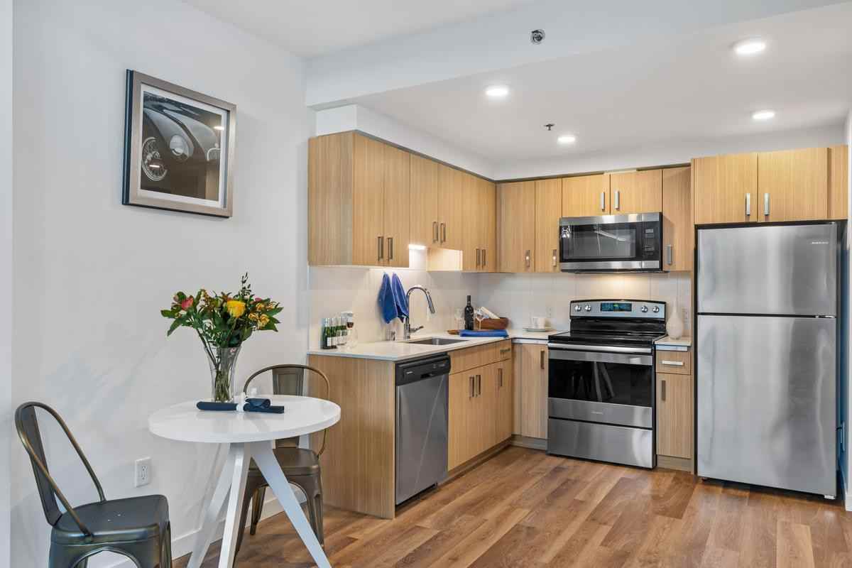 429 2nd Avenue West - Photo 5 of 19