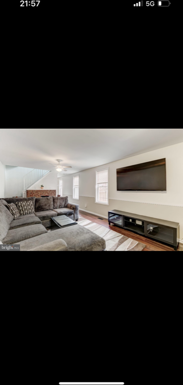 212 N Streeper St - Photo 2 of 13