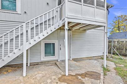 310 South Barrett Avenue #101 - Photo 2 of 10