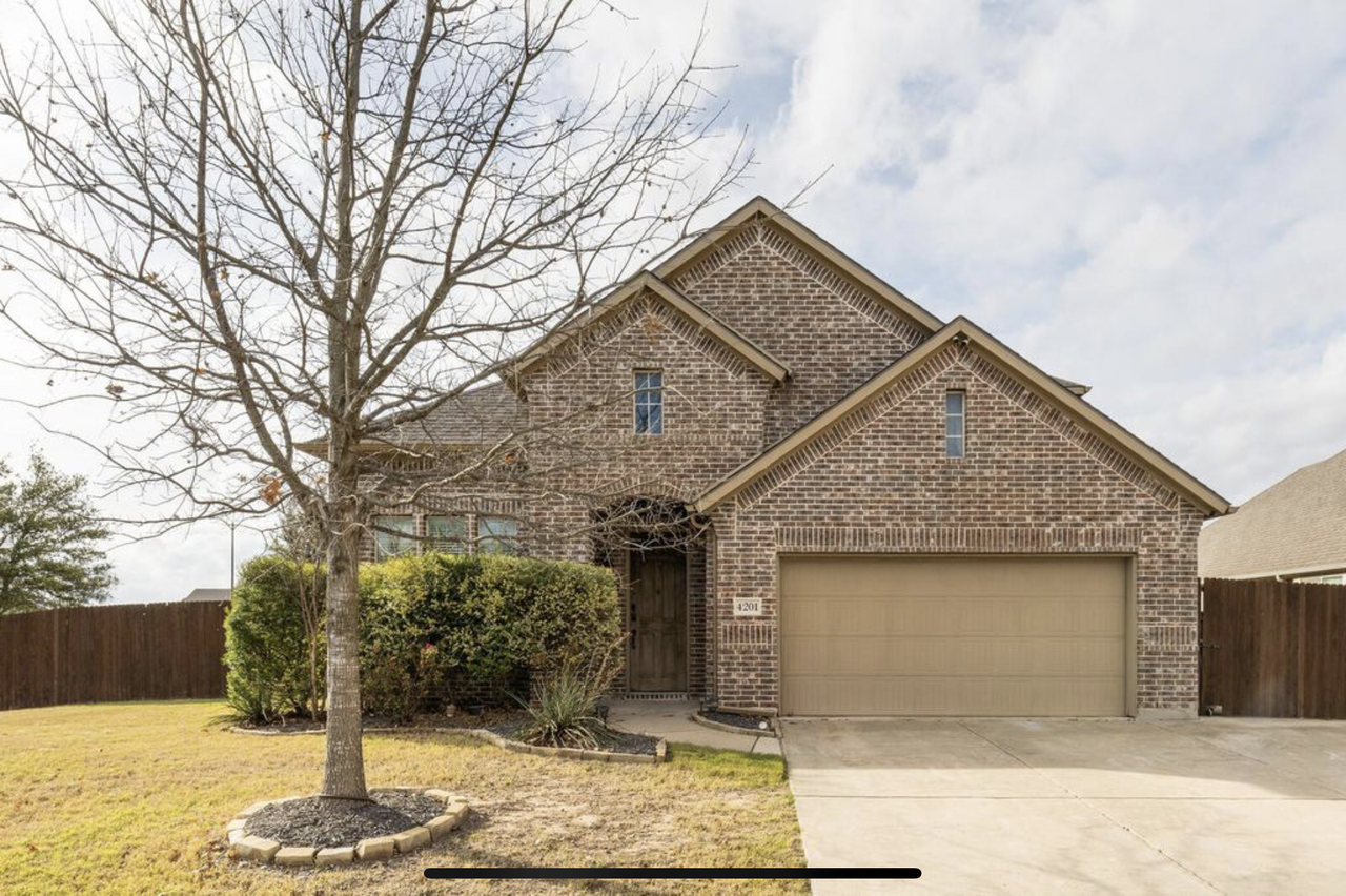 4201 Oak Bluff Rd - Photo 2 of 29