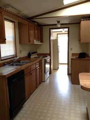 466 Green River Rd - Photo 2 of 9