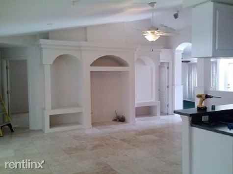 9819 Ocasta St - Photo 2 of 10