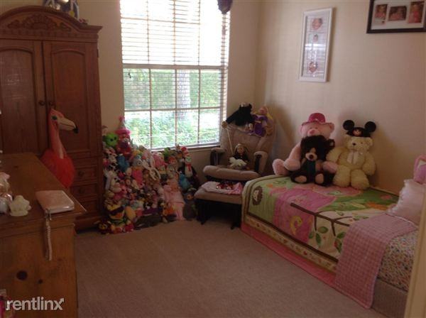 7879 Red River Rd - Photo 2 of 15