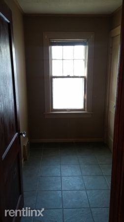 398 Stillwell Ave - Photo 3 of 20