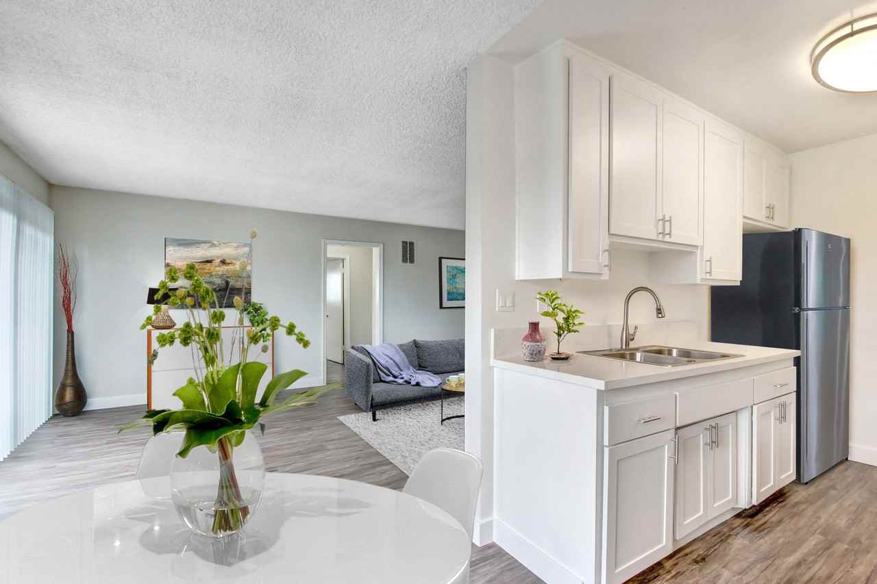 Woodman Apartments 8811 & 8825 Woodman Ave, Los Angeles, CA 91331