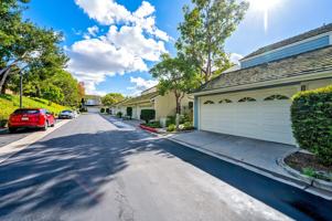 featured image of 620 Holbrook Ct #101