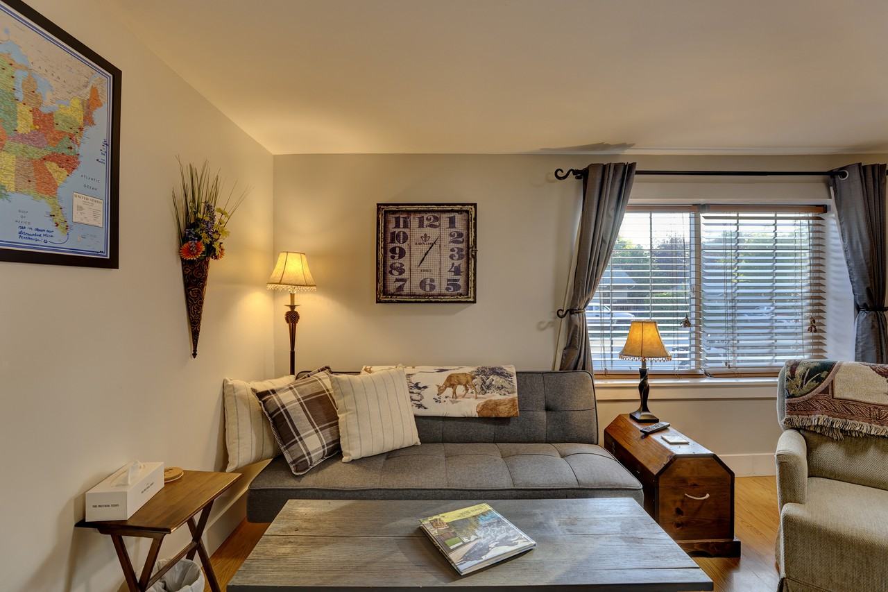 595 Wyoming Avenue #A - Photo 7 of 36