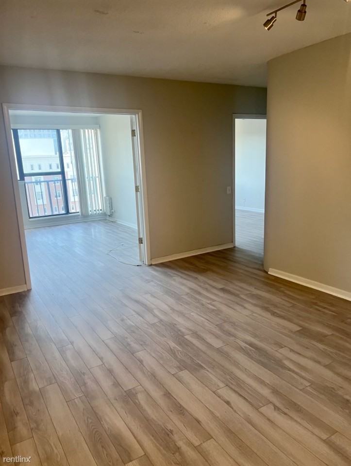 Cottage Pl - Photo 2 of 3