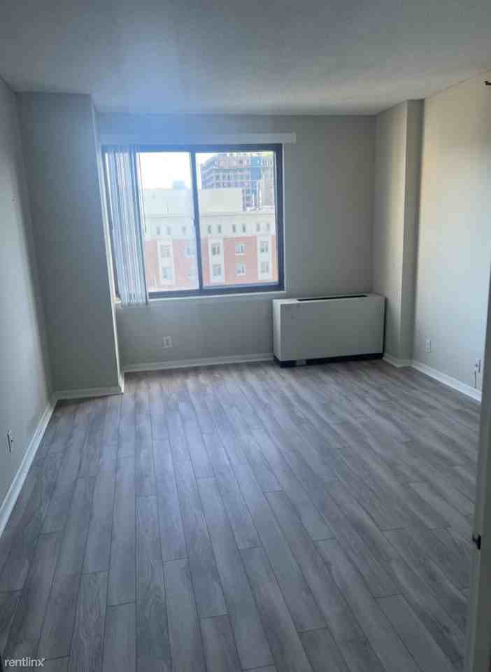 Cottage Pl - Photo 3 of 3