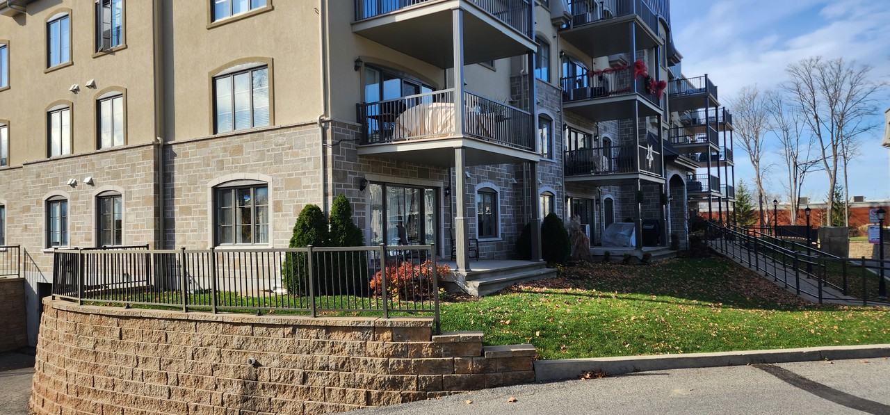 200 Rue Des Manoirs - Photo 2 of 3
