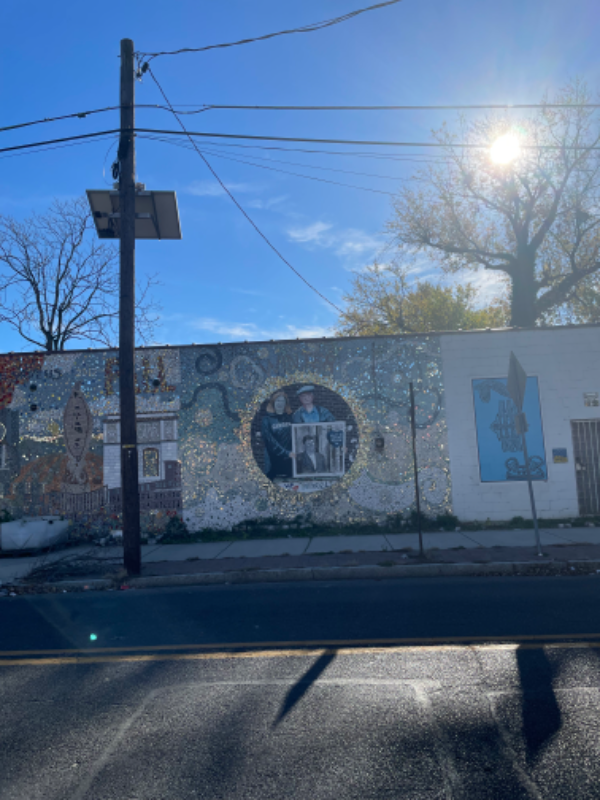 562 Ferry Ave - Photo 3 of 7