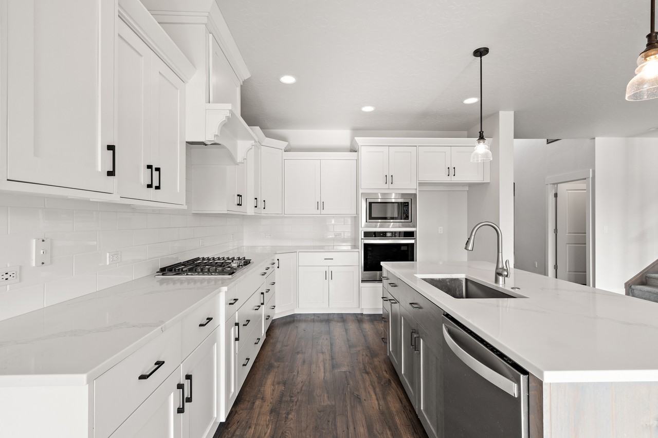 4269 W Ravenna St #1 - Photo 5 of 18