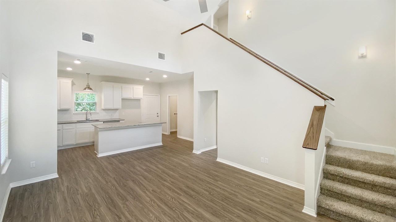 505 N Logan Ave #1 - Photo 7 of 13