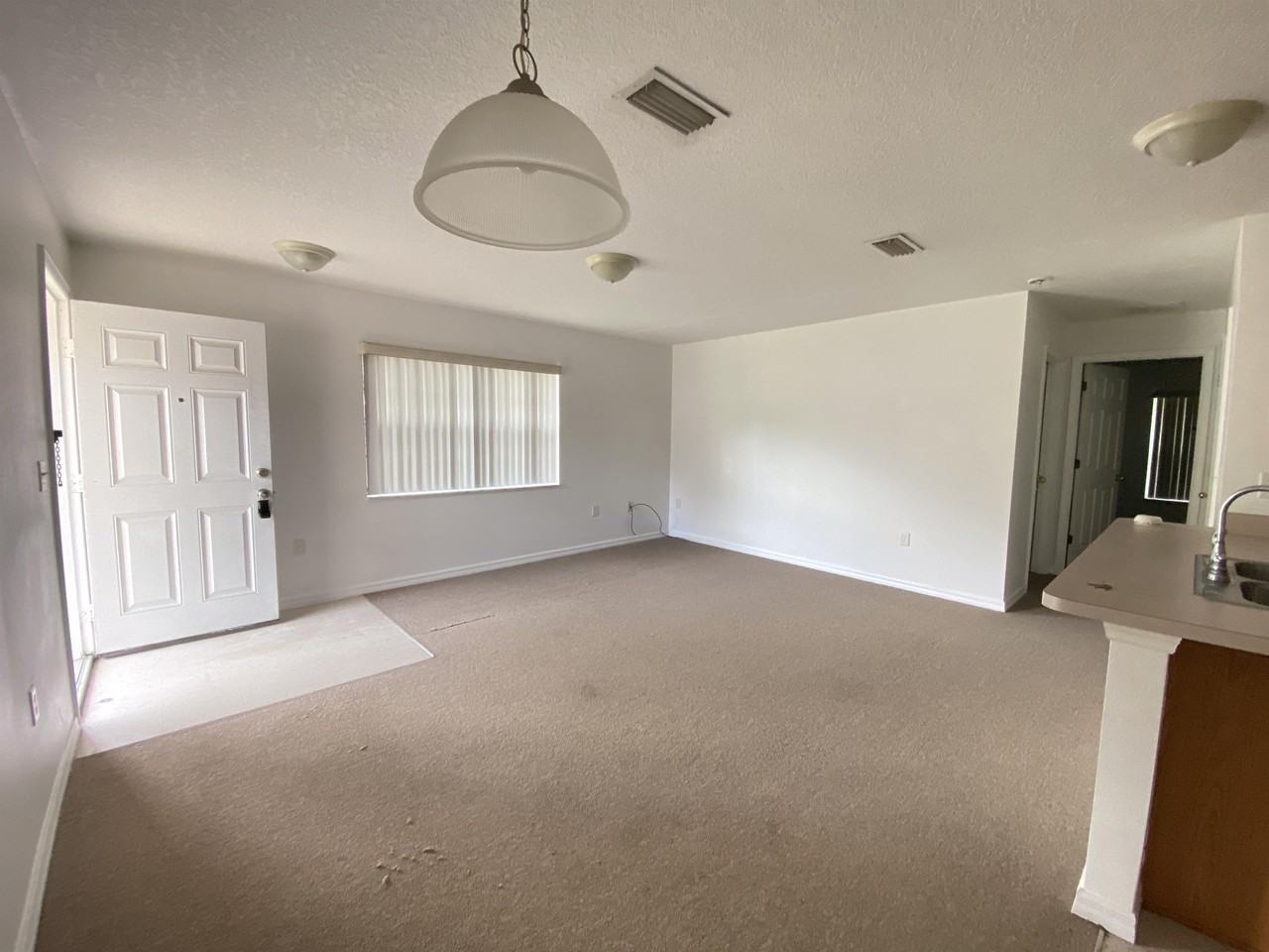 525 Paulling Dr #1 - Photo 3 of 5