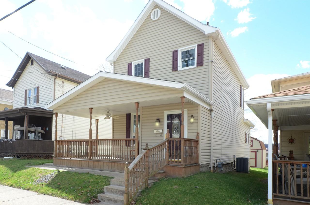 110 5th Ave #1 - Photo 2 of 5