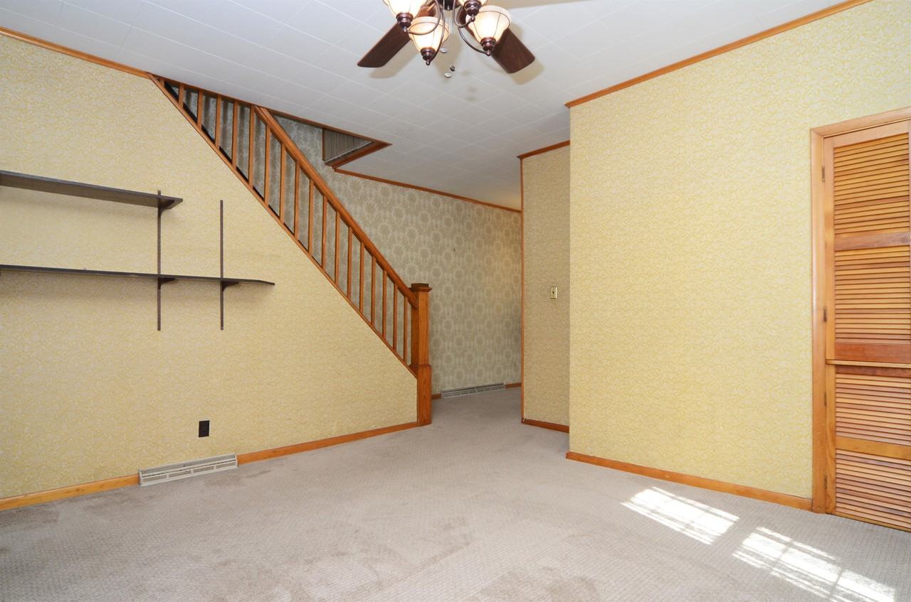 110 5th Ave #1 - Photo 4 of 5