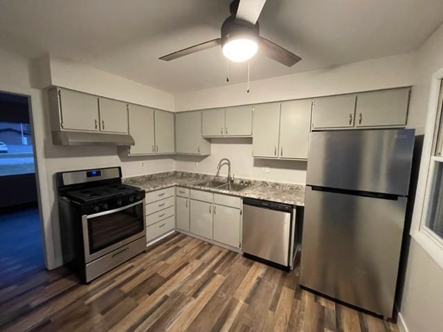 418 N Main St #1 - Photo 2 of 9