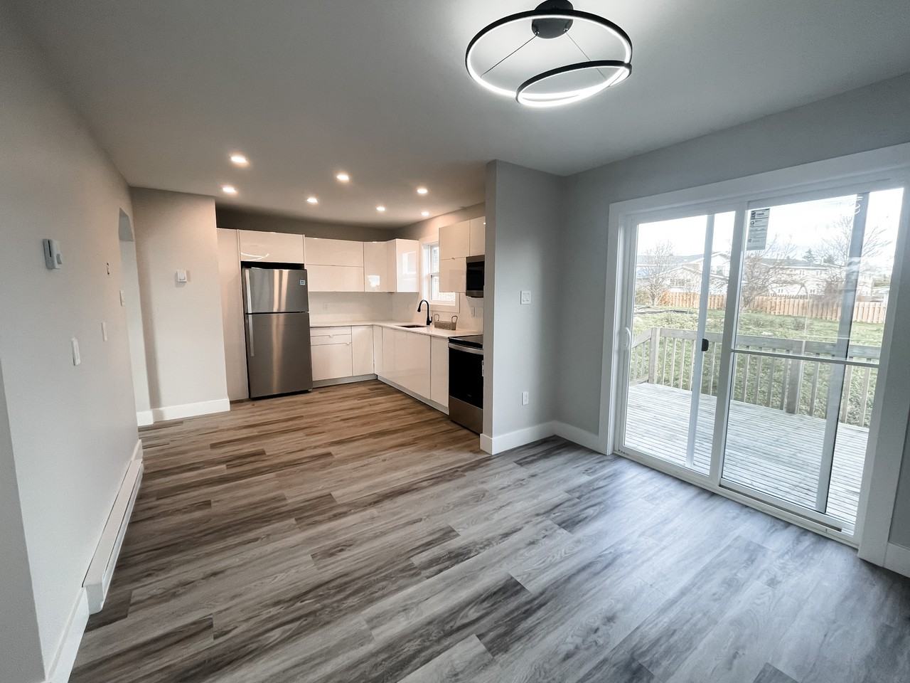 59 Cannon Crescent - Photo 2 of 33