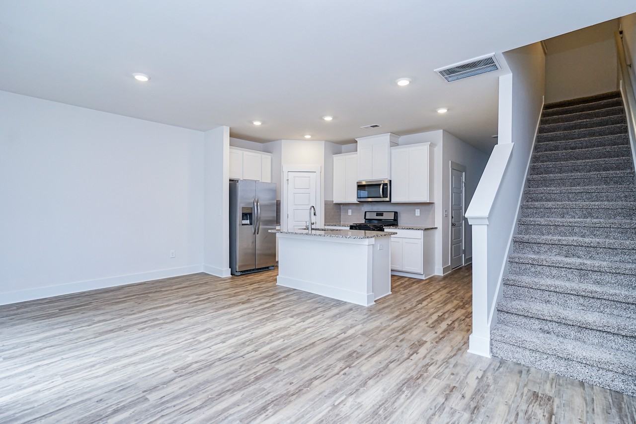 303 Windsinger Ln #1 - Photo 4 of 15
