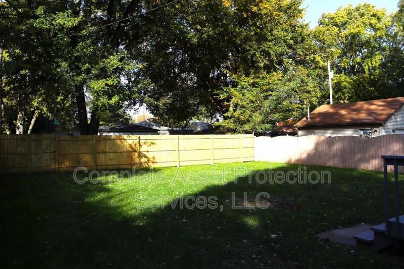 3424 Iowa St - Photo 2 of 14