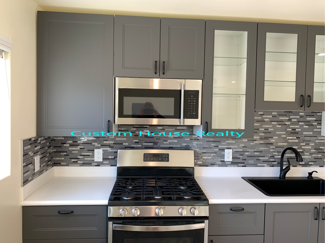 326 Virgin Avenue - Photo 2 of 12