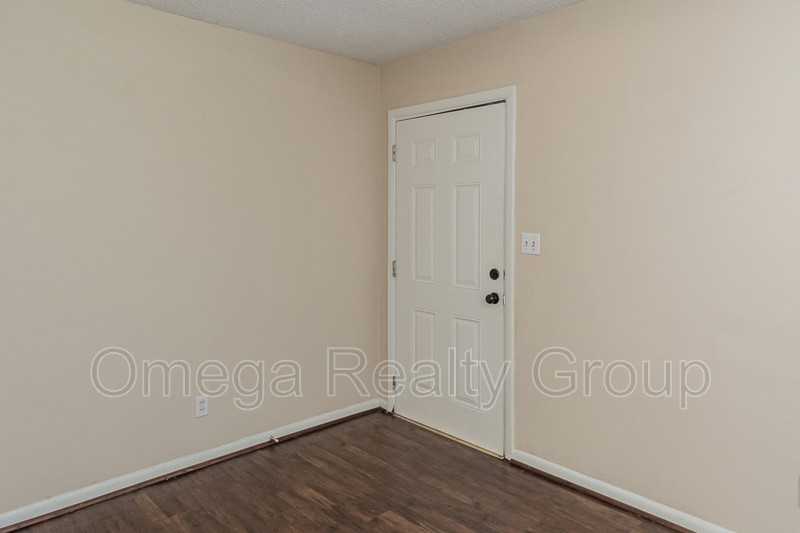 5209 Goldmar Dr - Photo 5 of 40