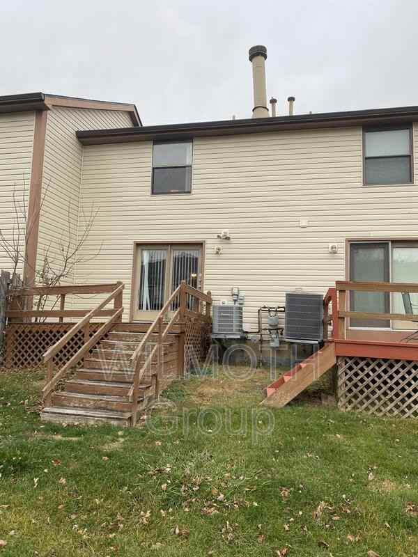 8576 Hague Rd - Photo 2 of 9