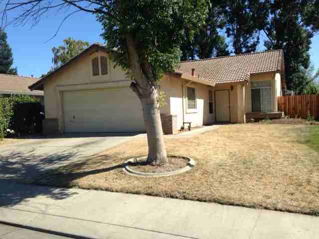 3812 Louisburg Ave - Photo 3 of 15