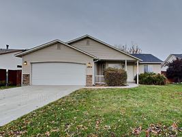 featured image of 1904 W Havenwood Ave