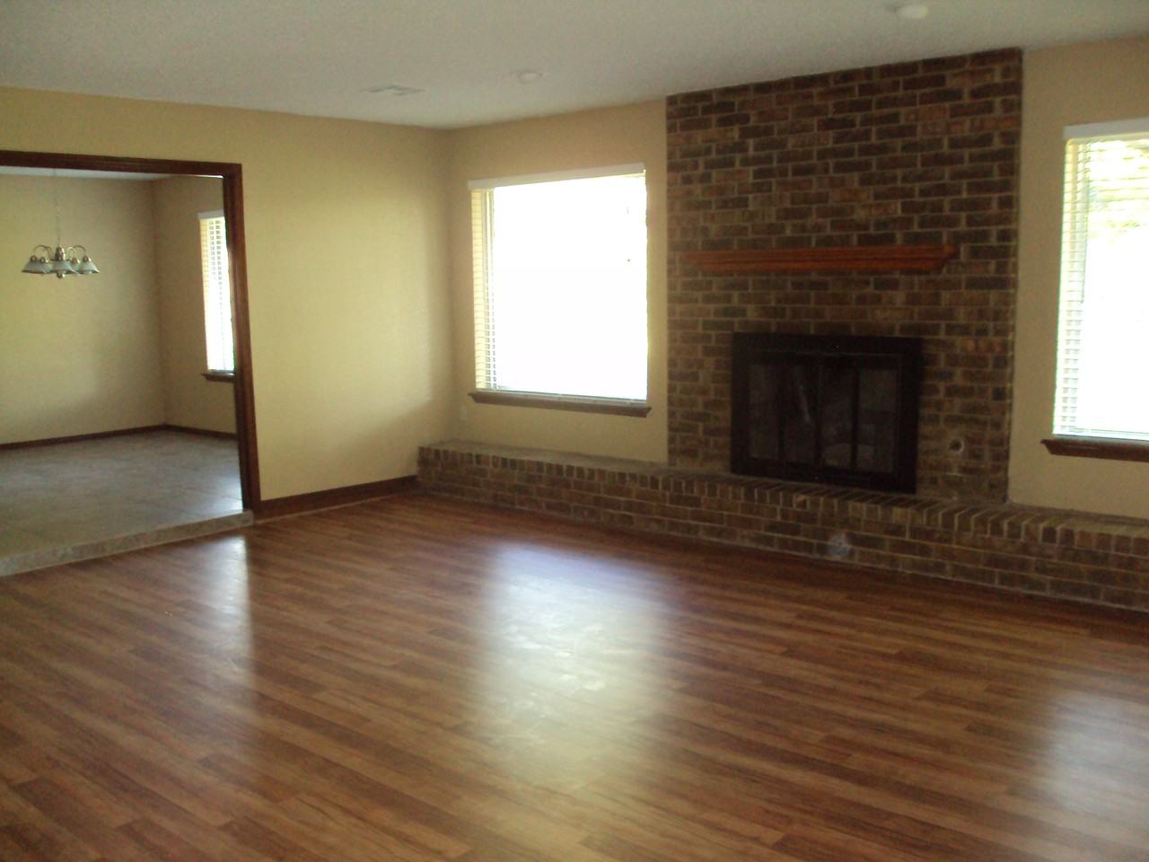 5213 NW 110th St - Photo 3 of 17