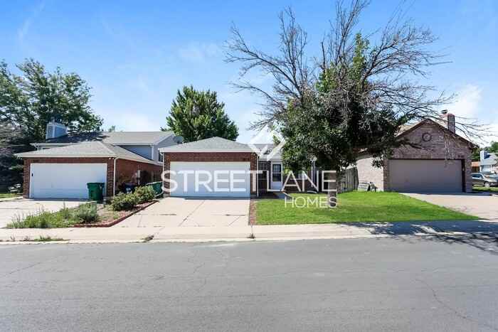 4122 S Lewiston Cir - Photo 2 of 14