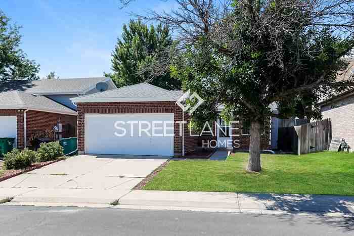 4122 S Lewiston Cir - Photo 3 of 14