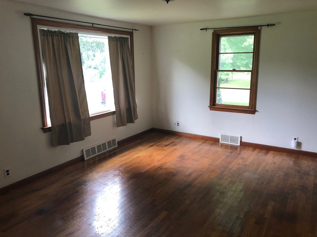 4308 E River Rd #1 - Photo 3 of 10