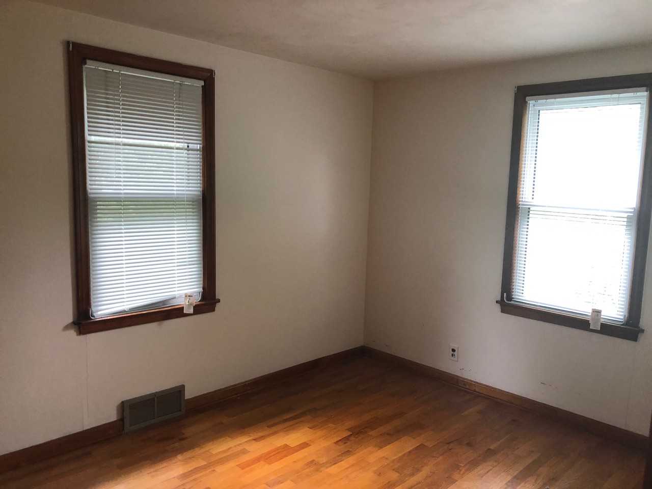 4308 E River Rd #1 - Photo 4 of 10