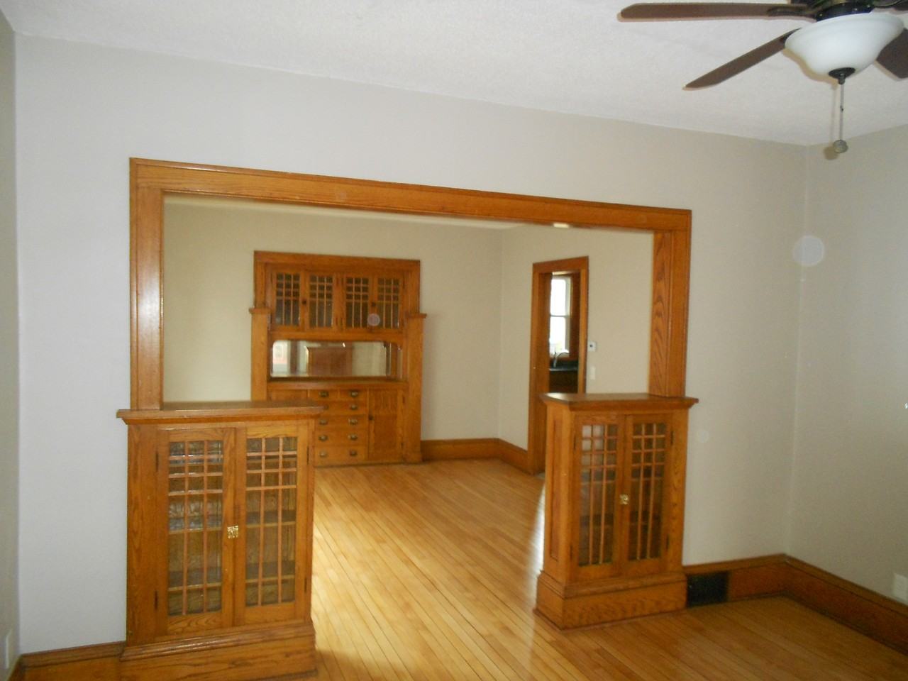 809 N Morgan Ave - Photo 2 of 9