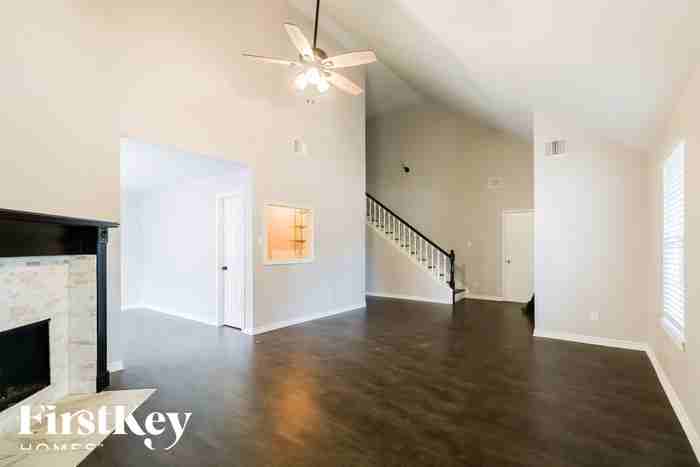 4610 Nations Dr - Photo 3 of 15