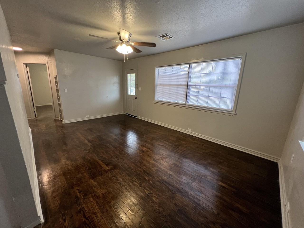 3200 Se 16th St #1 - Photo 5 of 11