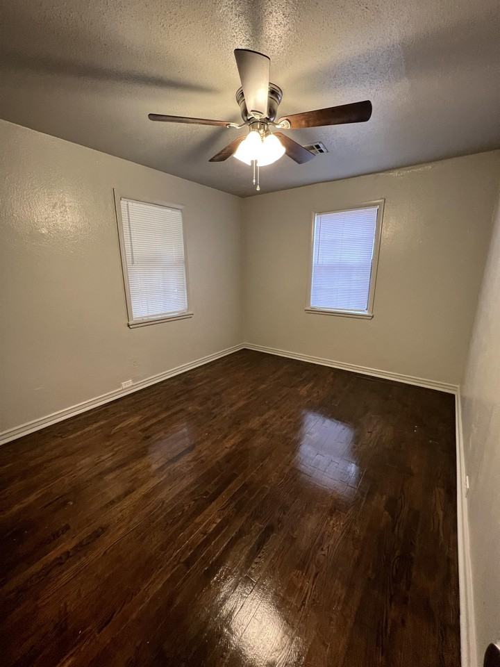 3200 Se 16th St #1 - Photo 6 of 11