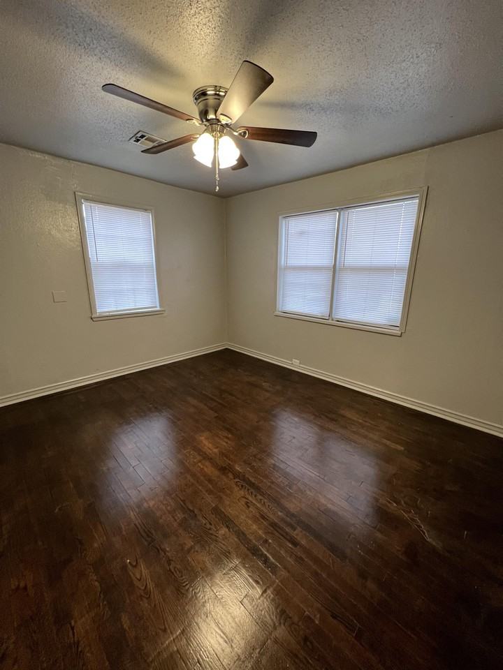 3200 Se 16th St #1 - Photo 7 of 11